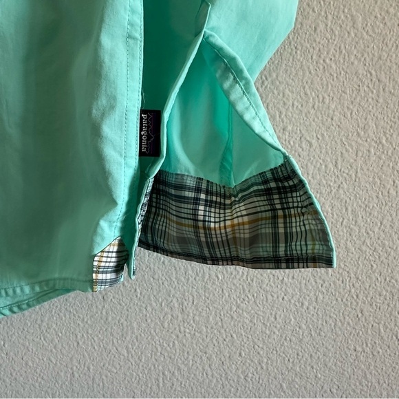 Patagonia button down boys shirt - Picture 5 of 10